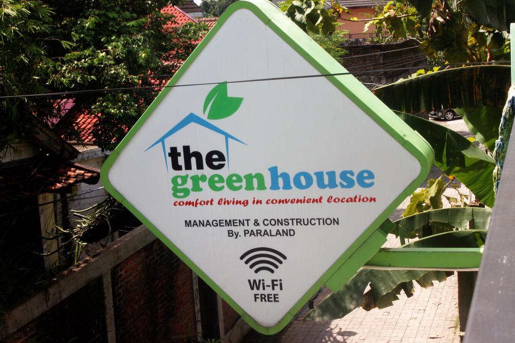 The Greenhouse 호텔 요그야카르타 외부 사진